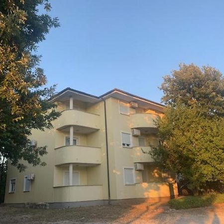 Neea Apartments Medulin Buitenkant foto
