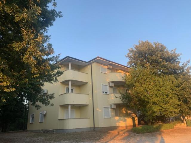 Neea Apartments Medulin Buitenkant foto